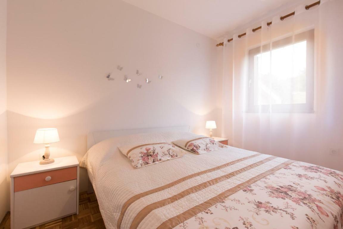 Apartment Calista Rabac Exteriör bild