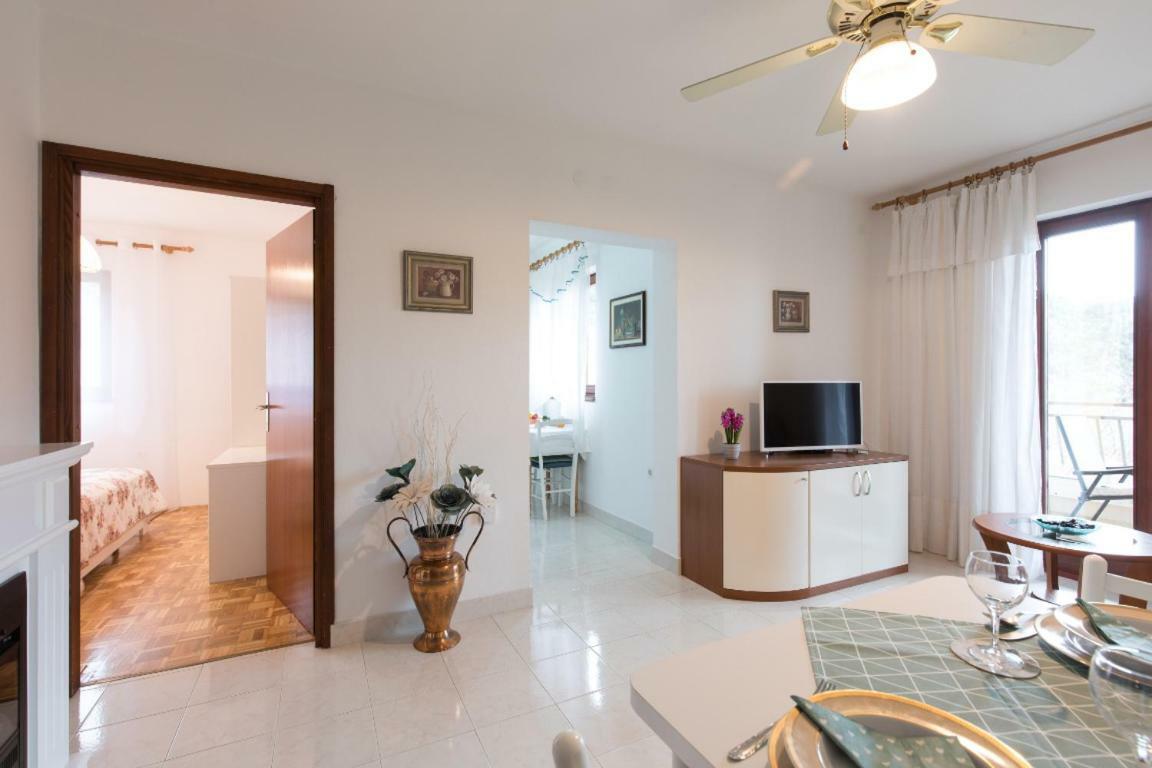 Apartment Calista Rabac Exteriör bild